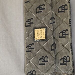 Dooney & Bourke Black and Gold Logo Clutch